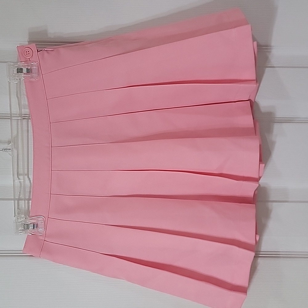 💗School Girl Pink Pleated Mini Skirt by Forever 21 in Size M
